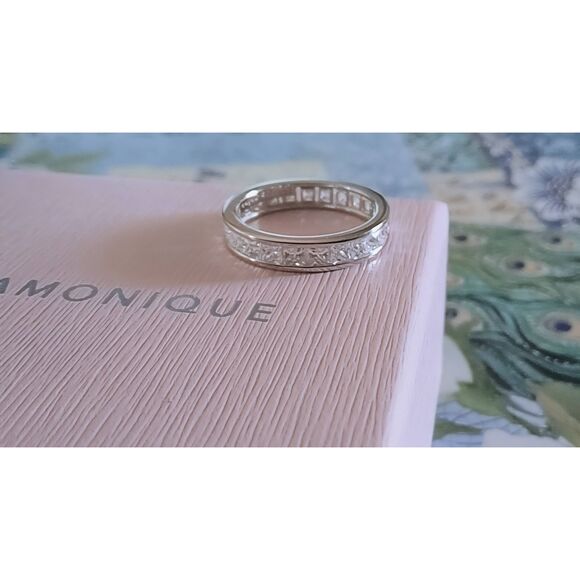 Stunning 3 Ct. DIAMONIQUE Princess Cut Channel Set Eternity Band Ring Sz 7 - Picture 1 of 3